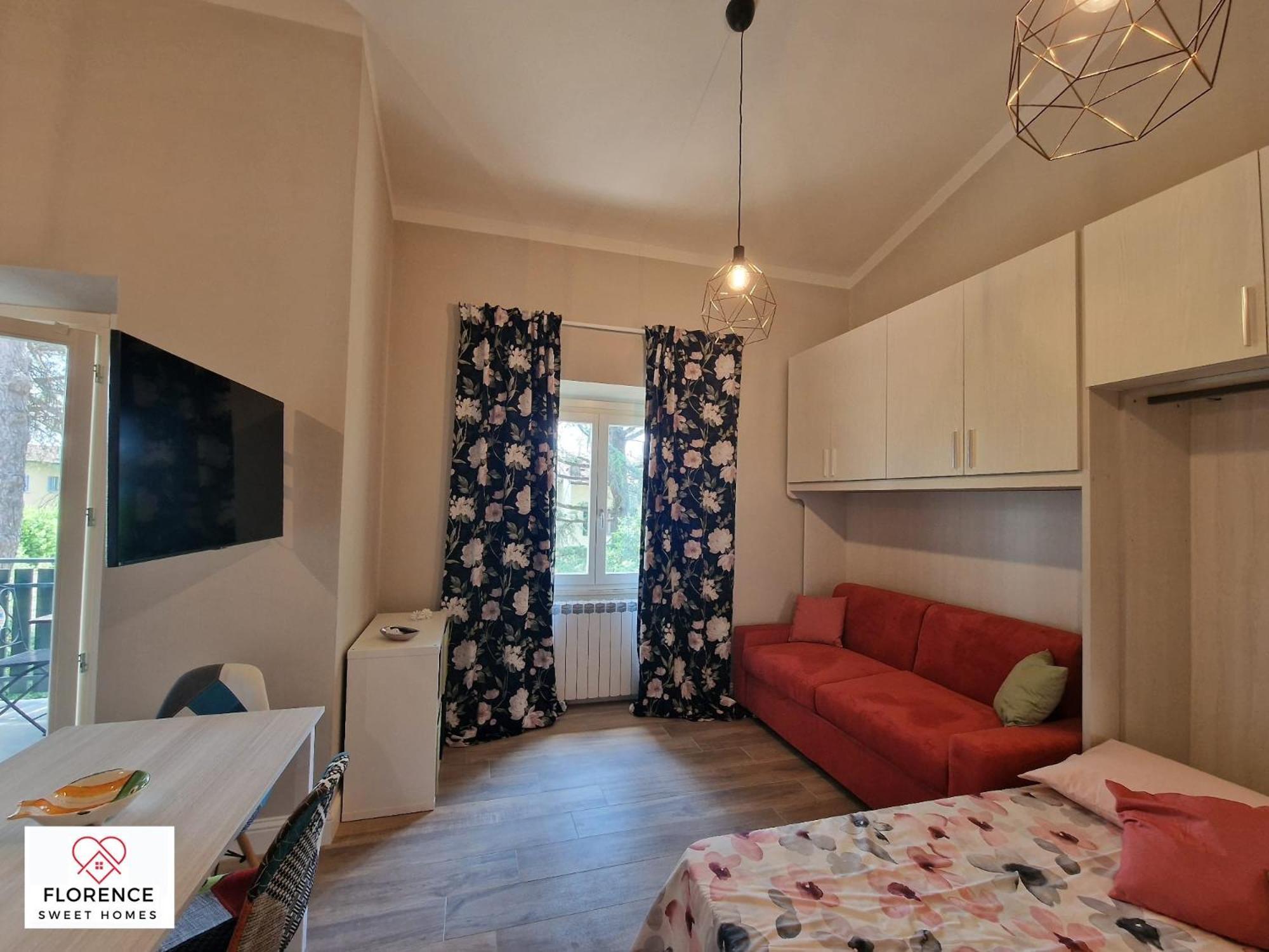 Lella Apartment With Free Parking By Florence Sweet Homes Екстериор снимка