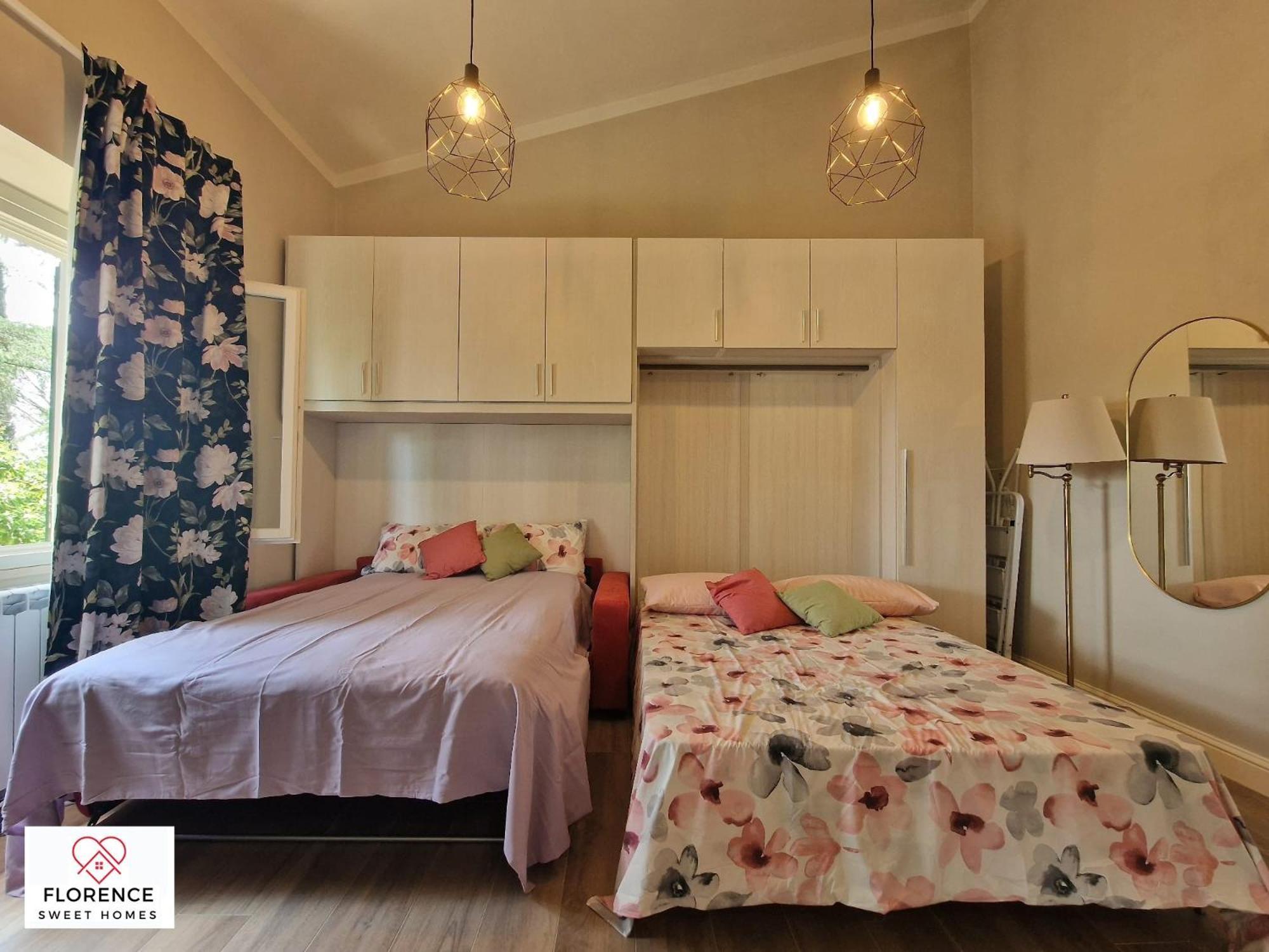 Lella Apartment With Free Parking By Florence Sweet Homes Екстериор снимка